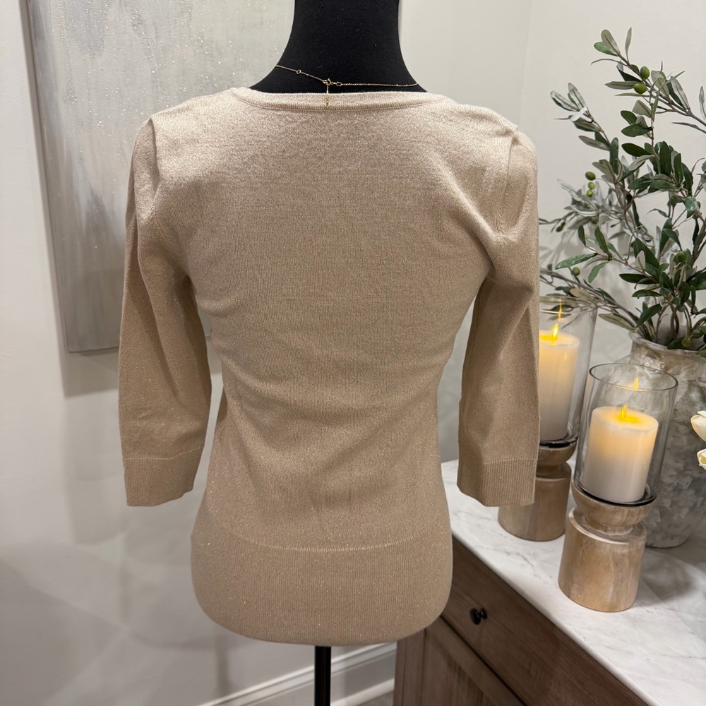 WHBM Women's Metallic Gold Shimmer Sweetheart Neck 3/4 Sleeve Knit Top Size S - Picture 2 of 6